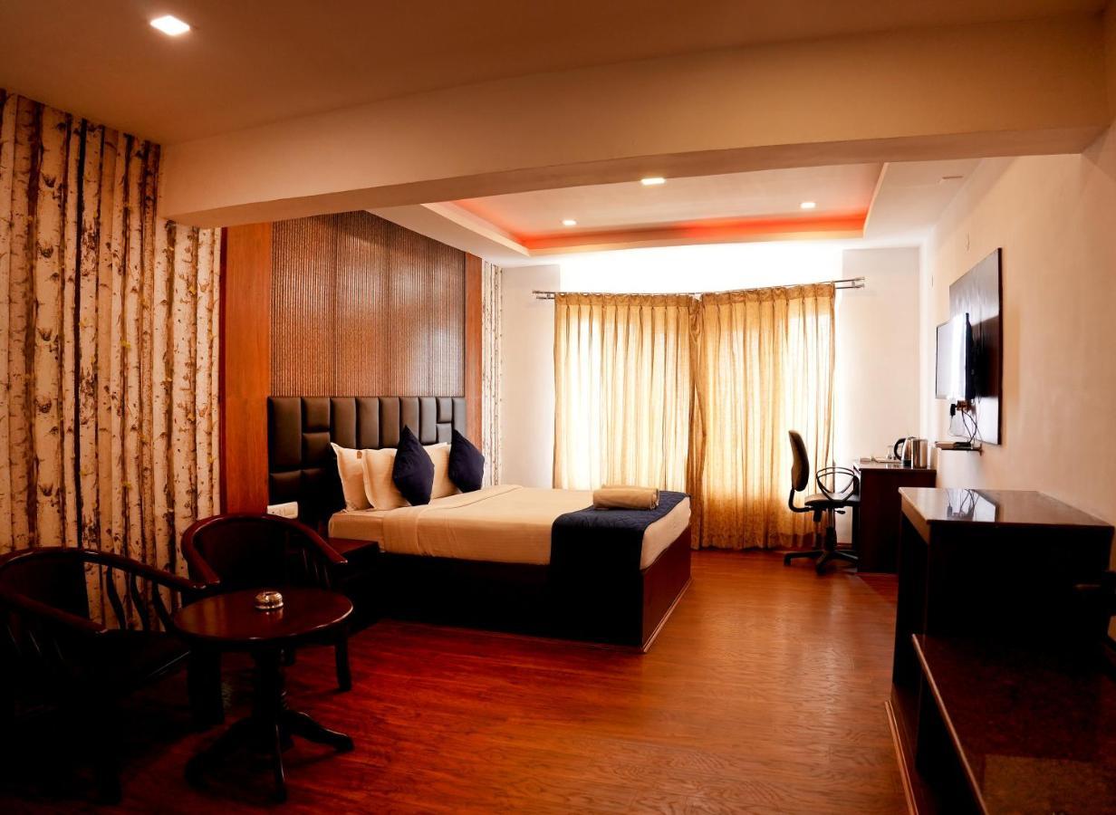 Vista Suites Doddabetta Ooty By Bestinn Leisure Extérieur photo